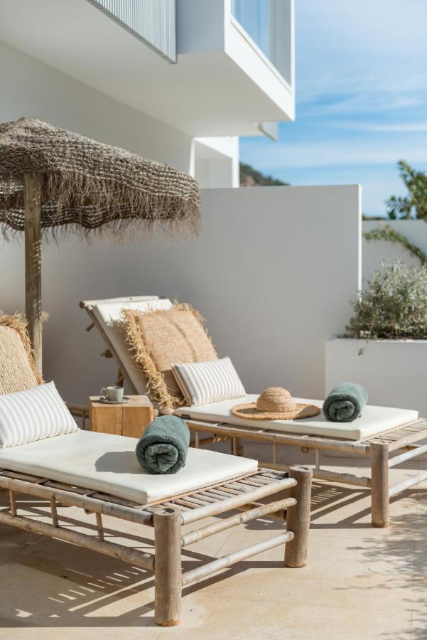 The Olive Boutique Suites & Spa Cala Llonga  Exteriör bild