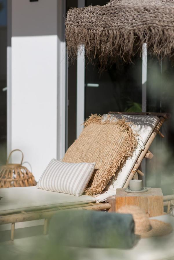 The Olive Boutique Suites & Spa Cala Llonga  Exteriör bild