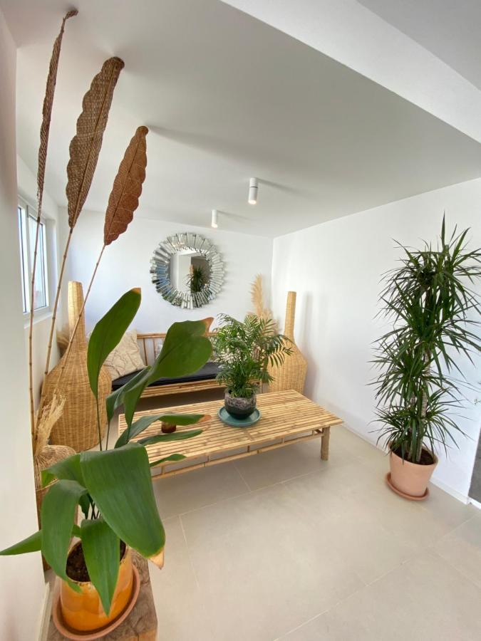 The Olive Boutique Suites & Spa Cala Llonga  Exteriör bild